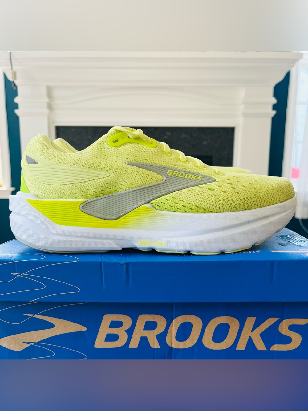 Sz 9 Brooks Ghost Max 3 Men’s Athletic Running Shoes Sneakers 110464-1D-348